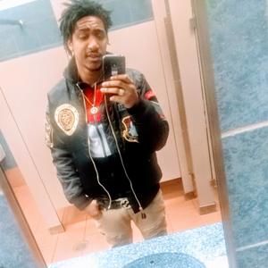 Meet your Posher, Chris